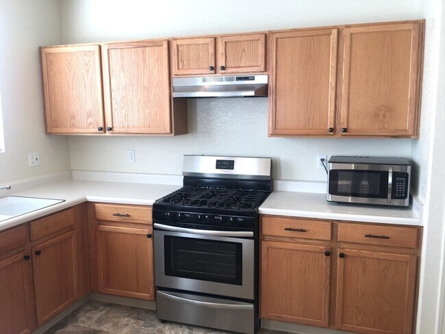Building Photo - COMING SOON East Sparks House - 3 Bedroom ...
