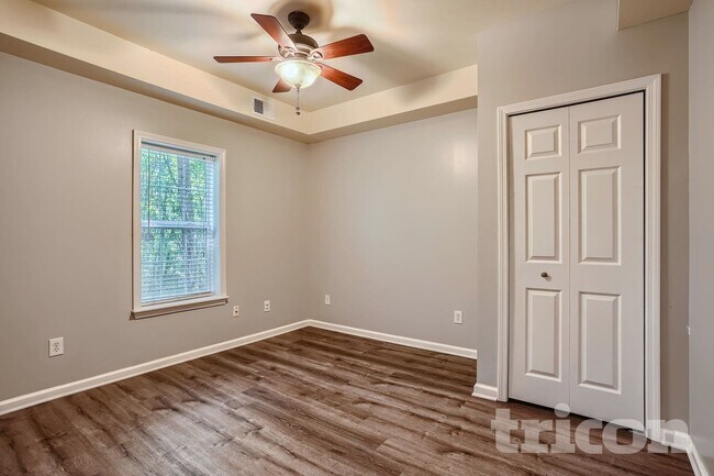 Foto del edificio - 7255 Lanier Cove Ct