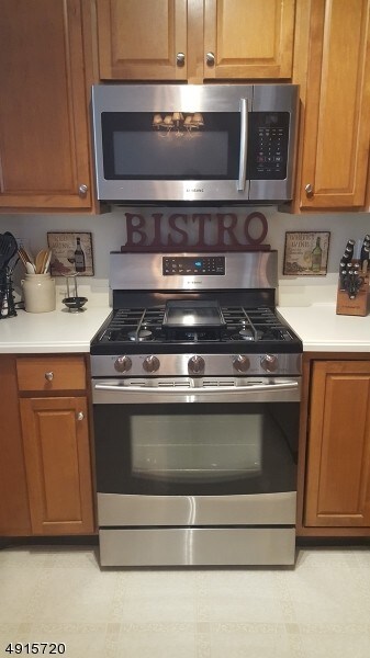 Foto del edificio - 106 Pebble Brook Dr