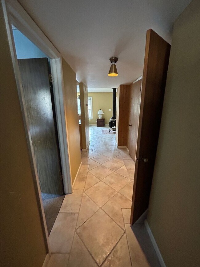 Foto del edificio - Long-term Lake Forest Glenn Condo