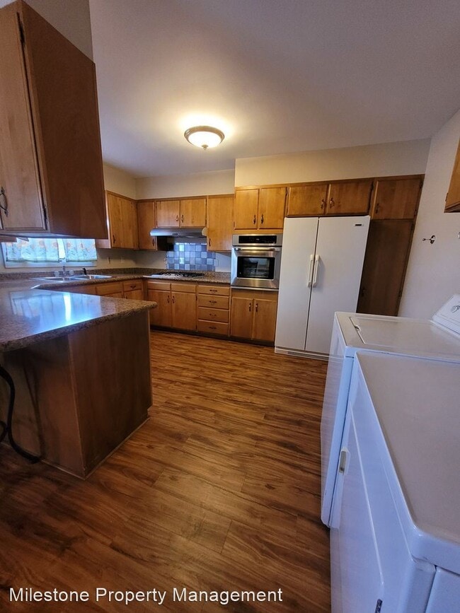 Building Photo - 3 br, 2 bath House - 518 Garland