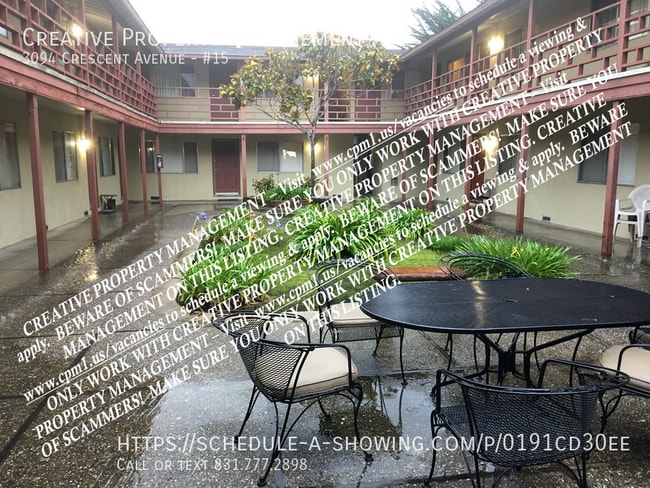 Building Photo - 3094 Crescent Ave