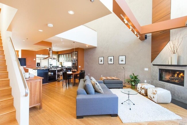 Building Photo - 50 Cresta Dr