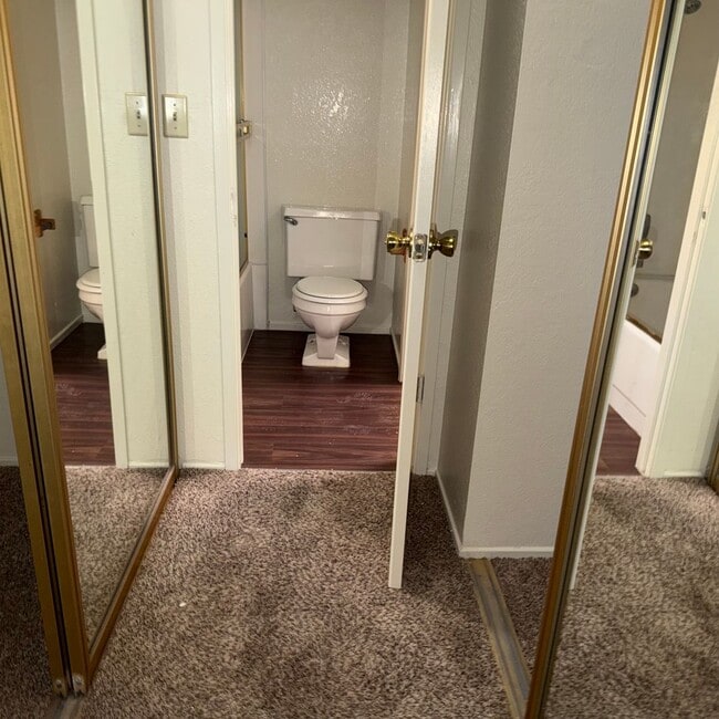 Building Photo - 1441001/60