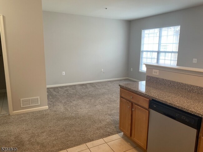 Foto del edificio - 103 Conover Terrace