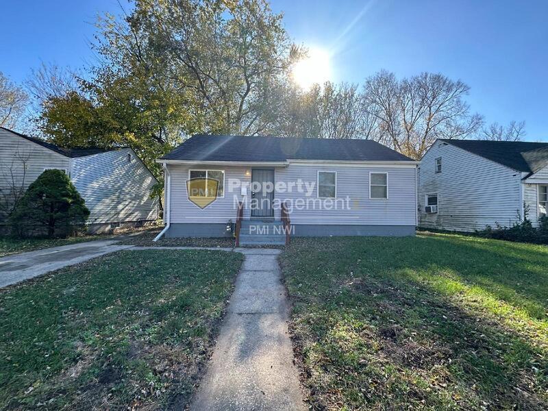 Primary Photo - 4323 E 11th Ave