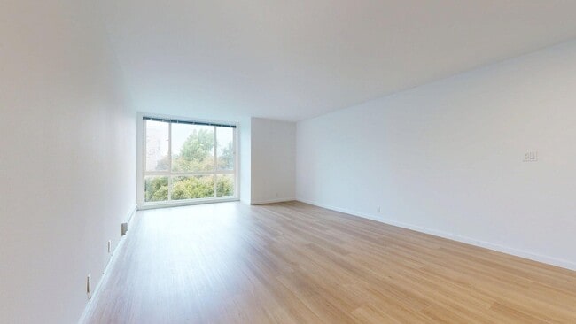 Foto del edificio - 3220 Geary Blvd