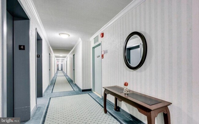 Foto del edificio - 2059 Huntington Ave