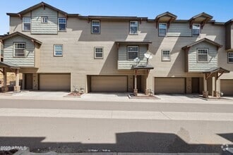 Building Photo - 2498 W Cripple Creek Dr