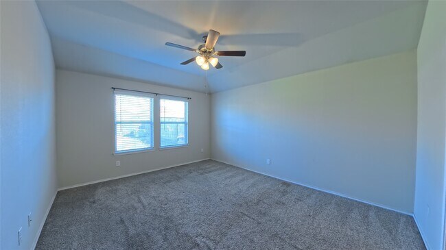 Foto del edificio - 4722 Lombardy Fire Trail