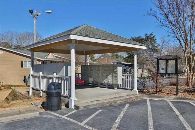 Foto del edificio - 1468 Briarwood Rd NE