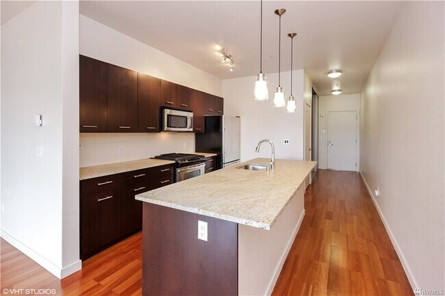 Foto del edificio - 2960 Eastlake Ave E