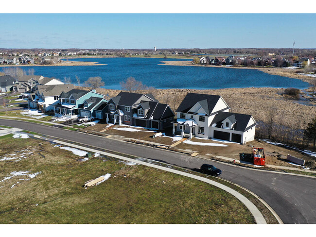 Building Photo - 11513 Lakewood Ct NE