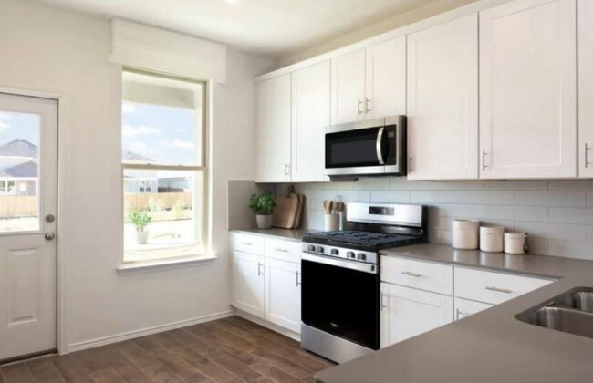 Foto del edificio - 1328 Sunbright Blvd