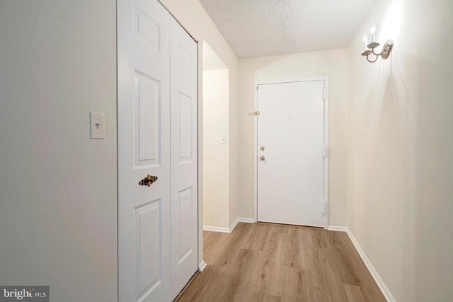 Building Photo - 7630 Provincial Dr