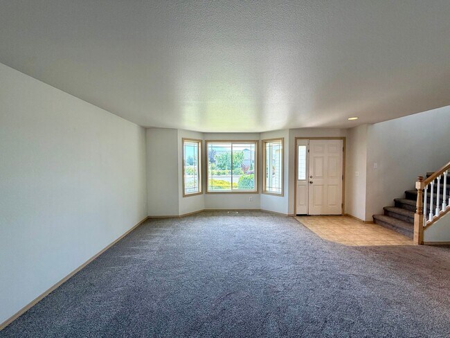 Foto del edificio - 4003 Messara Ln