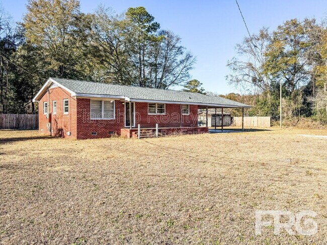 Foto del edificio - 124 Grant Dr