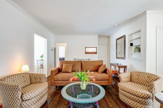 Photo - 1254 Devon Avenue, Unit 1254 Apartment