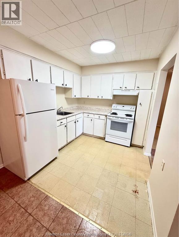 Building Photo - 1547 Pelletier St