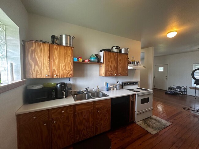 Foto del edificio - 1534 S Gadsden St