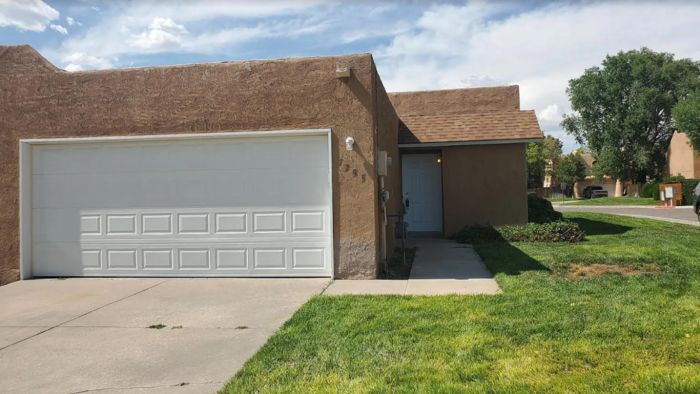 Primary Photo - 2 Bedroom Townhome