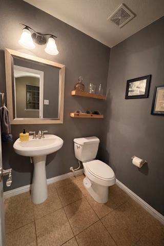 Building Photo - 8708 Iron Horse Dr