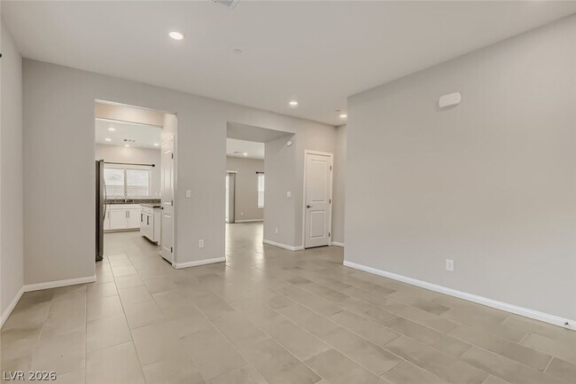 Building Photo - 10790 Wild Parsley Ave