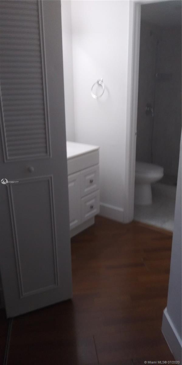 Foto del edificio - 6292 NW 186th St