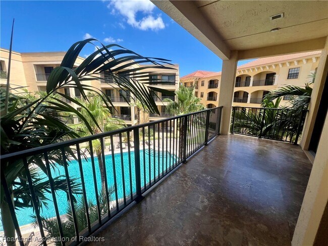 Foto del edificio - 2351 Lakeview Dr