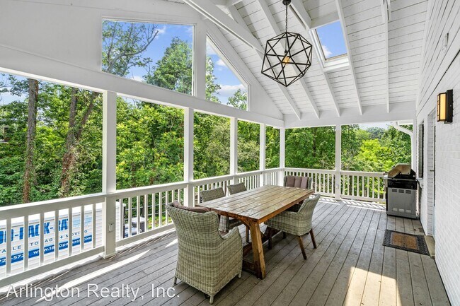 Building Photo - 4 br, 3 bath House - 7117 Fort Hunt Rd