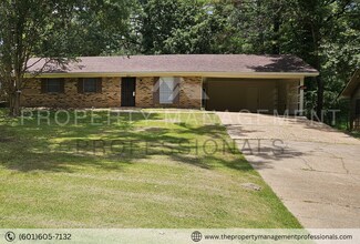 Building Photo - 2835 Glenderry St