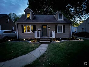 Building Photo - 1516 Crystal Ave