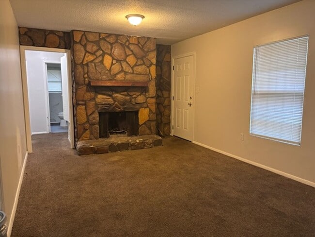 Building Photo - 3764 Camilla Dr