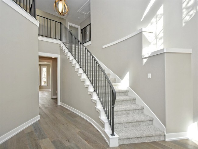 Foto del edificio - 4804 Eagle Feather Dr