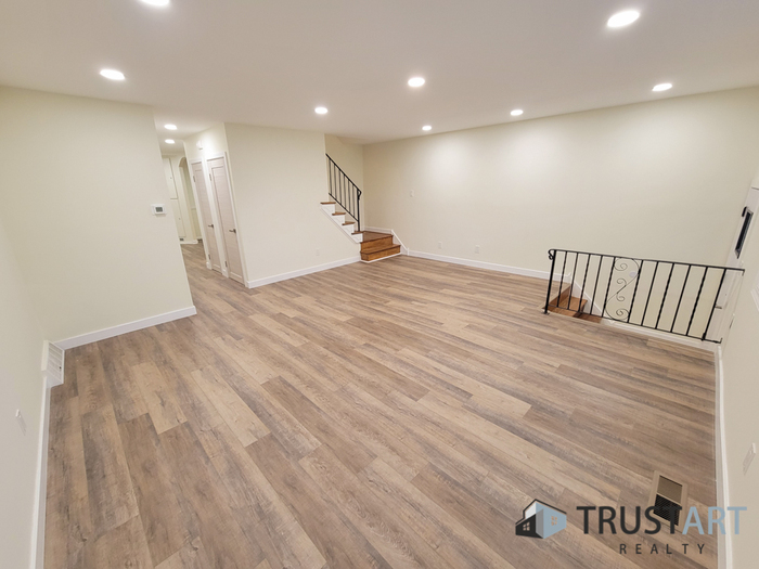 Primary Photo - 3 bedroom house with finished Basement in ...