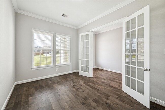 Foto del edificio - 18807 Serene Water Dr