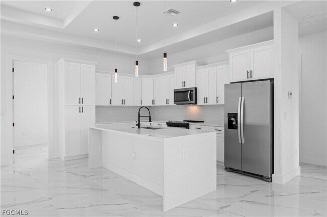 Foto del edificio - 719 Fullerton Ave S