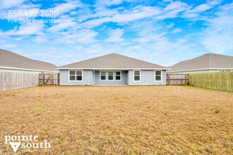 Building Photo - 7063 Abigail St