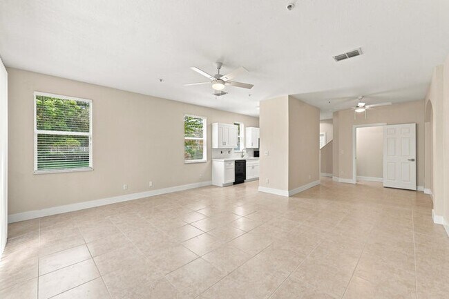 Foto del edificio - 813 Pipers Cay Dr
