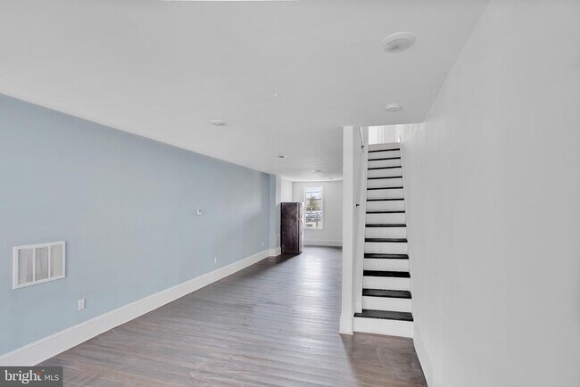 Foto del edificio - 2212 W Fayette St