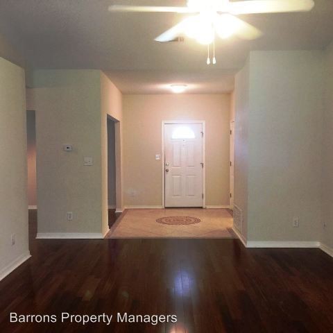 Foto del edificio - 625 Carmody Hill Rd