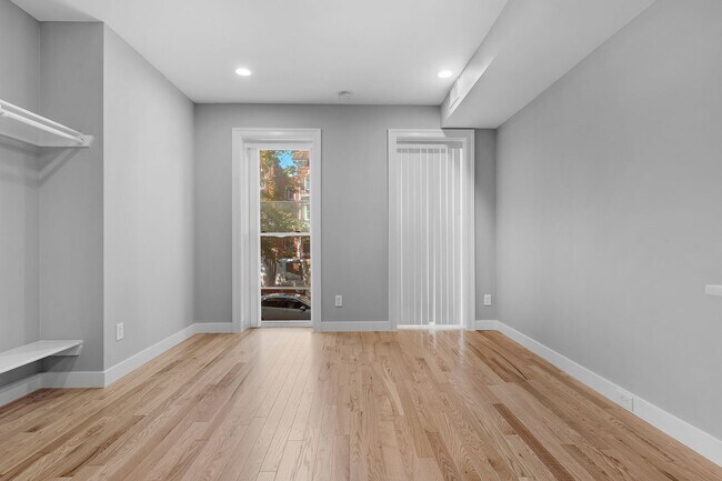 Foto del edificio - 2931 N Calvert St