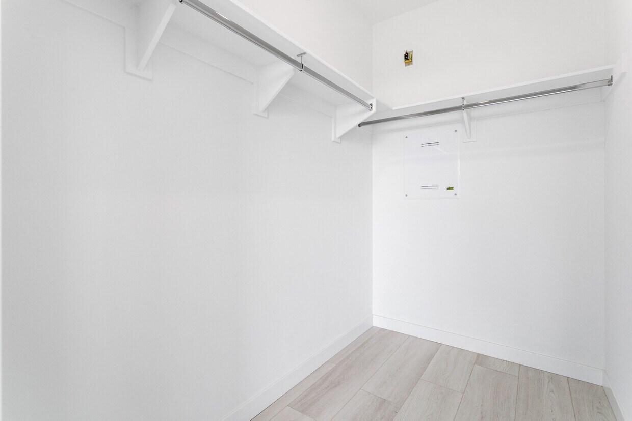 1650 Sawtelle Apartments in Los Angeles, CA Westside Rentals