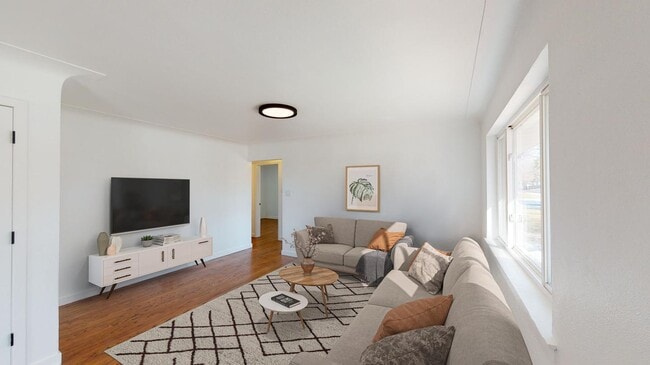 ?? Live minutes from Downtown in a peacefu... - ?? Live minutes from Downtown in a peacefu... House
