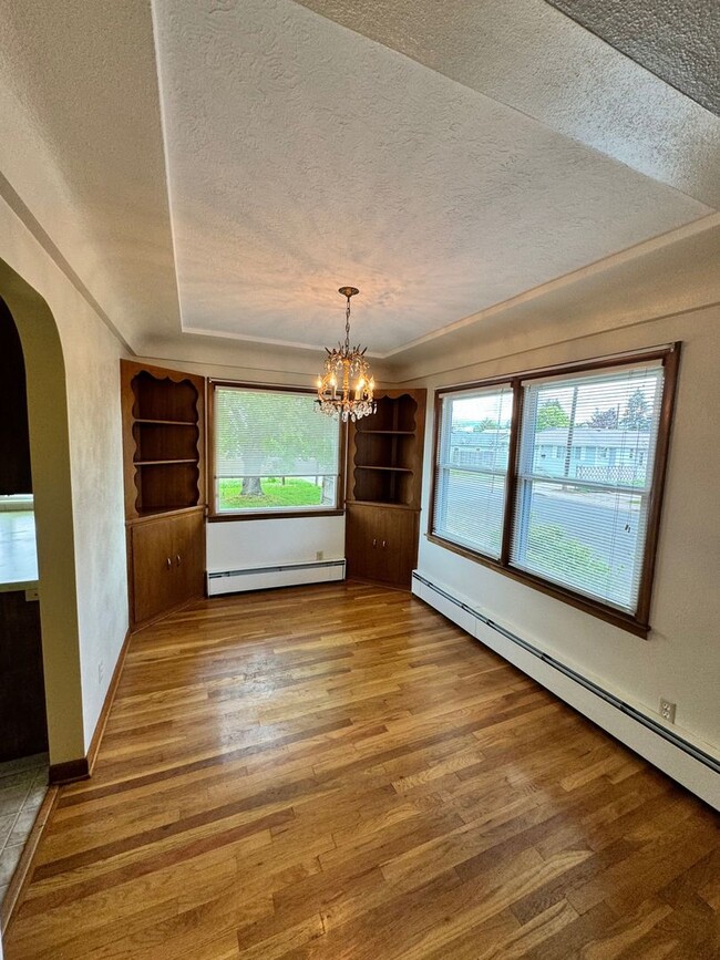 Foto del edificio - South Hill Cozy 3 bed 2 bath