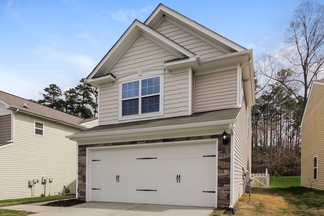 Building Photo - 830 Rook Rd