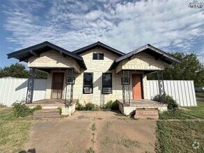 Building Photo - 614 Sunset Dr