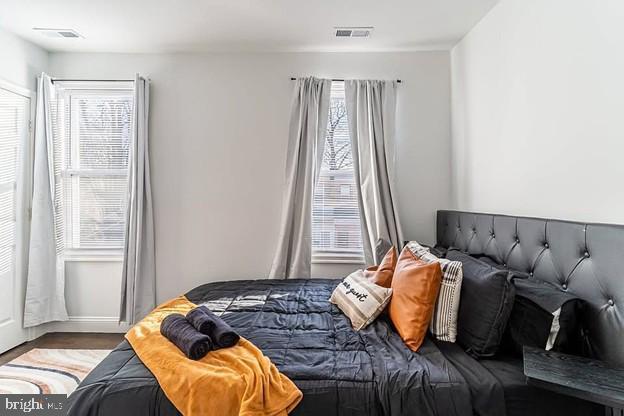 Foto principal - 6139 Larchwood Ave