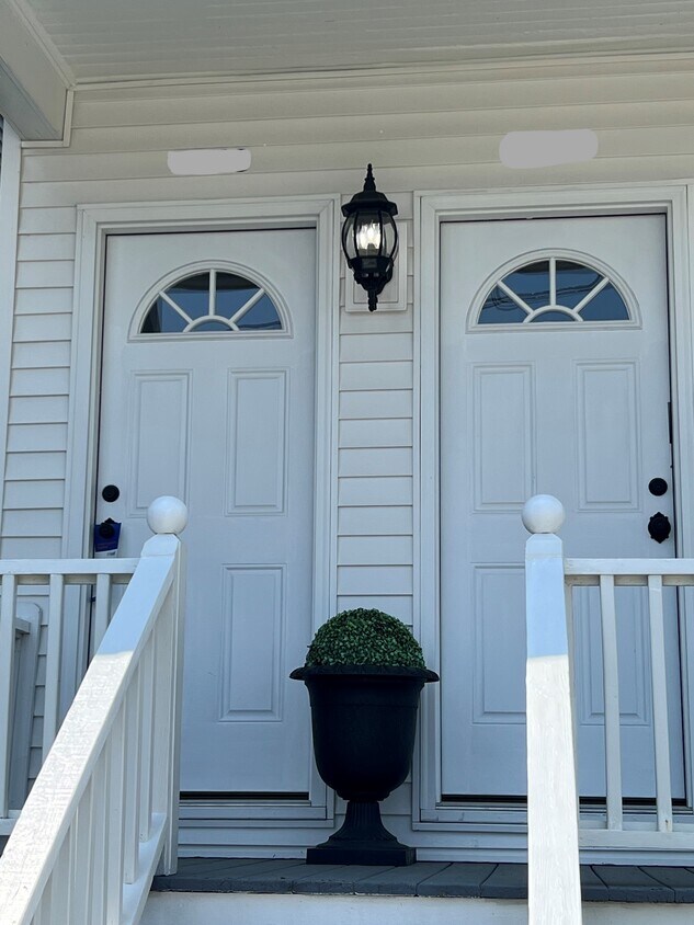 Foto principal - 1058 Forest Ave