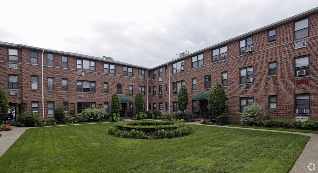 East Rock 320 Atlantic Ave East Rockaway, NY Apartments for Rent in East Rockaway